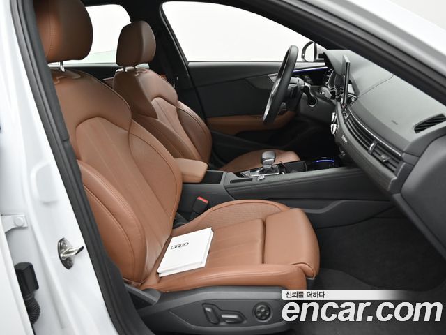 Audi A4 2023 — photo 10