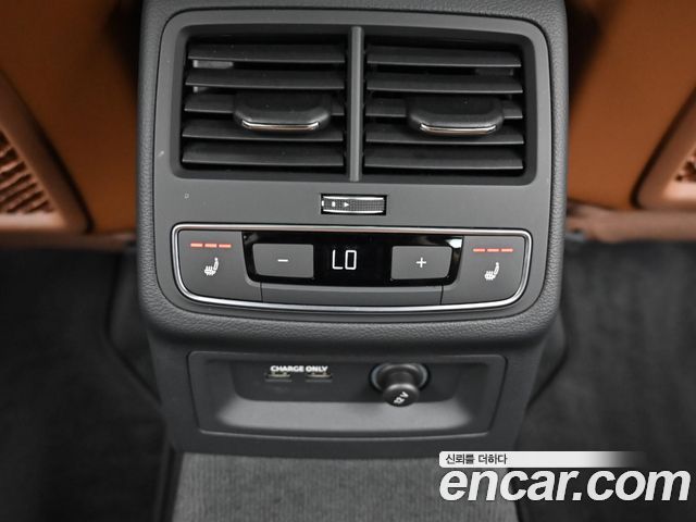 Audi A4 2023 — photo 16