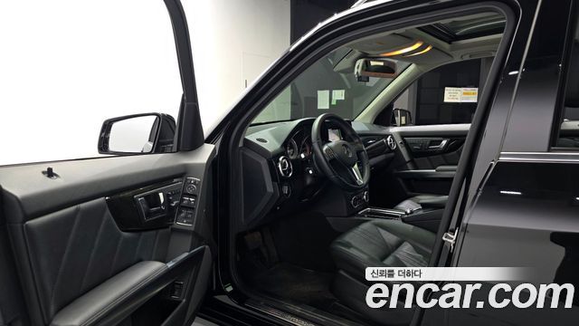 Mercedes-Benz GLK-Class 2013 — photo 10