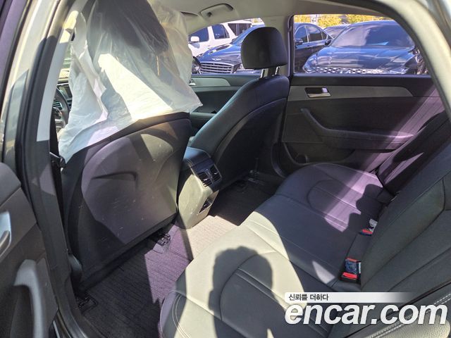 Hyundai Sonata 2018 — photo 8