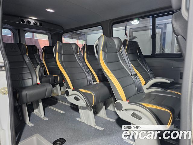 Mercedes-Benz Sprinter 2017 — photo 13