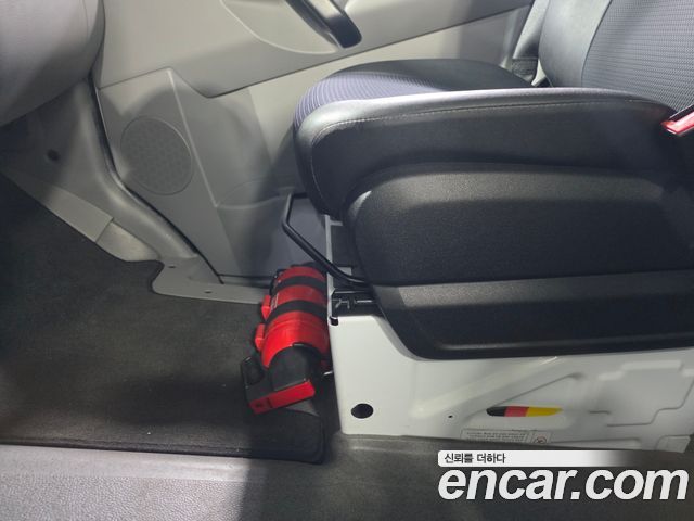 Mercedes-Benz Sprinter 2017 — photo 31