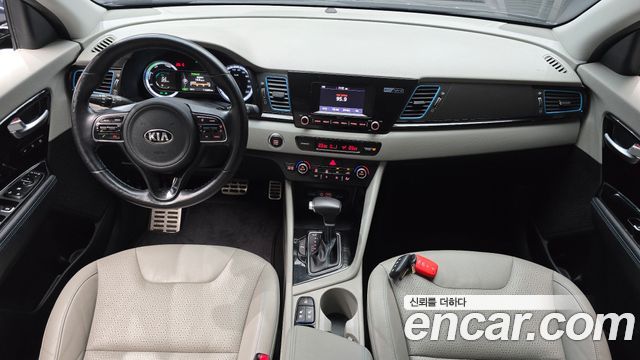 Kia Niro 2018 — photo 7