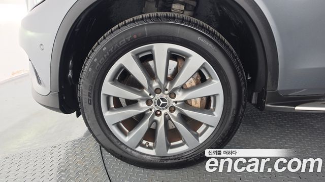 Mercedes-Benz GLC-Class 2019 — photo 5