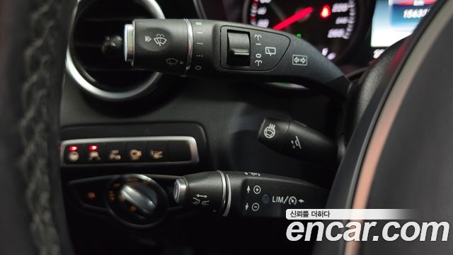 Mercedes-Benz GLC-Class 2019 — photo 18