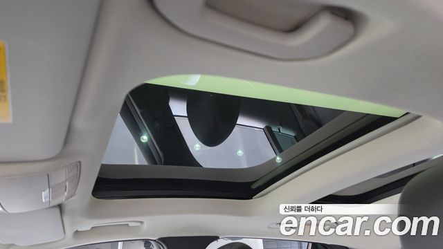 Mercedes-Benz GLC-Class 2019 — photo 19
