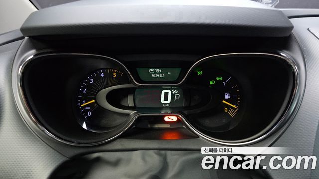 Renault Korea QM3 2016 — photo 8