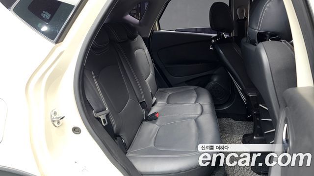 Renault Korea QM3 2016 — photo 12