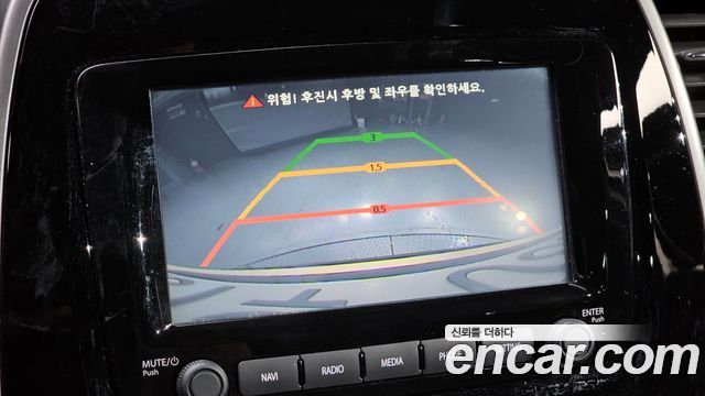 Renault Korea QM3 2016 — photo 15