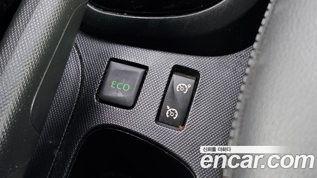 Renault Korea QM3 2016 — photo 18