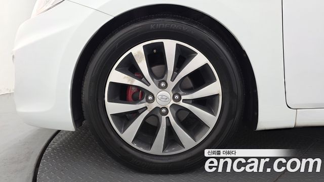 Hyundai Accent 2014 — photo 5