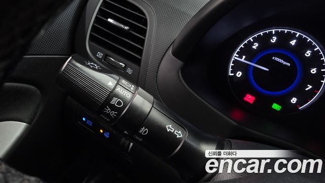 Hyundai Accent 2014 — photo 24