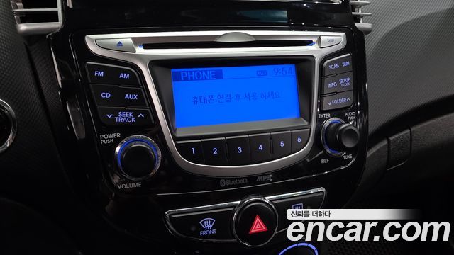 Hyundai Accent 2014 — photo 29