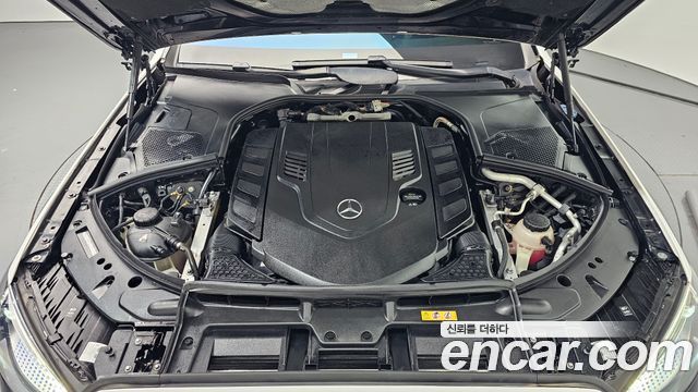Mercedes-Benz S-Class 2024 — photo 6