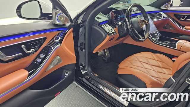 Mercedes-Benz S-Class 2024 — photo 10