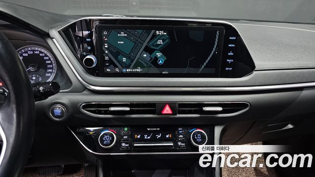 Hyundai Sonata 2020 — photo 15