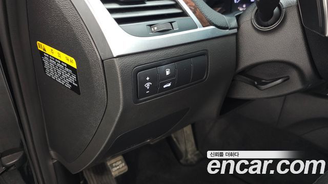 Hyundai Genesis 2015 — photo 17