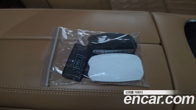Genesis G90 2022 — photo 22