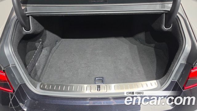 Genesis G90 2022 — photo 27
