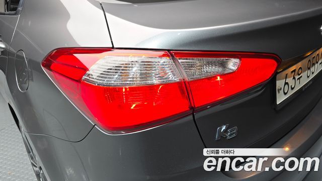 Kia K3 2015 — photo 9