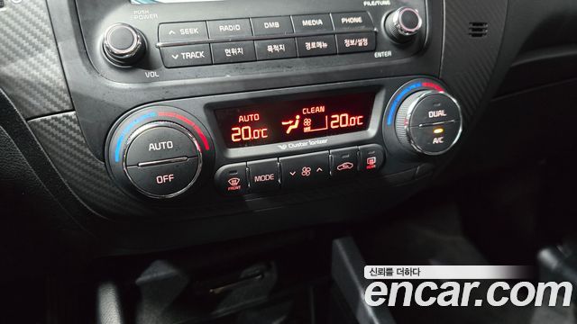 Kia K3 2015 — photo 28