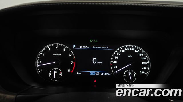 Genesis G90 2019 — photo 8