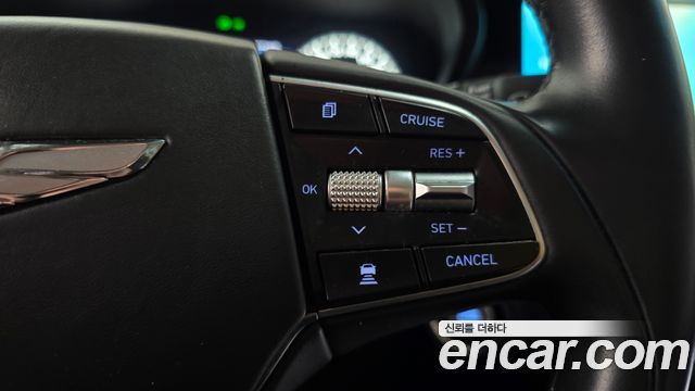 Genesis G90 2019 — photo 17