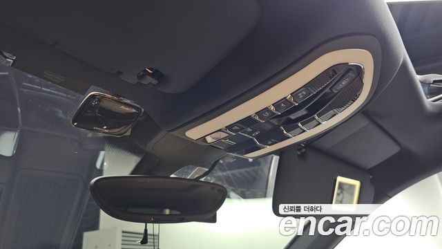 Porsche Cayenne 2016 — photo 18