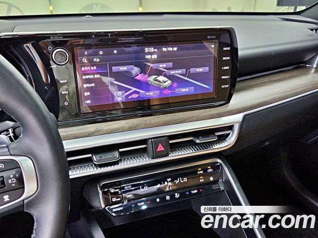 Kia K5 2022 — photo 11
