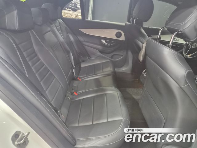 Mercedes-Benz E-Class 2021 — photo 9