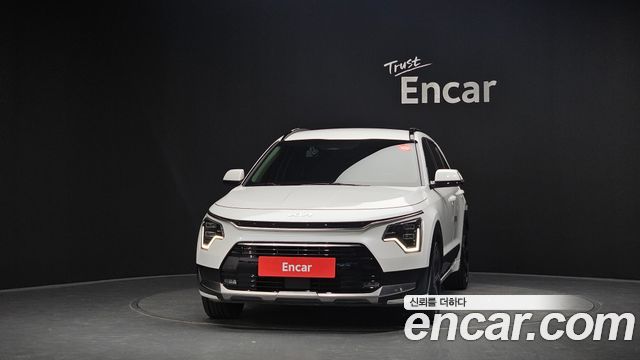 Kia Niro 2023 — photo 3