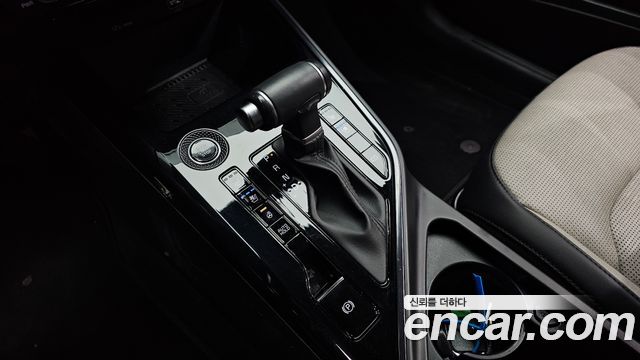 Kia Niro 2023 — photo 9