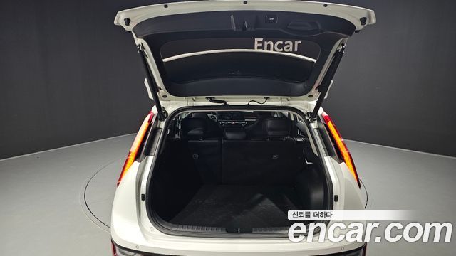 Kia Niro 2023 — photo 20
