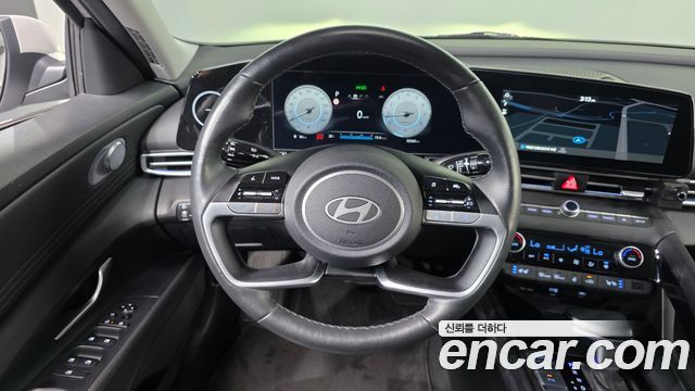 Hyundai AVANTE 2024 — photo 19