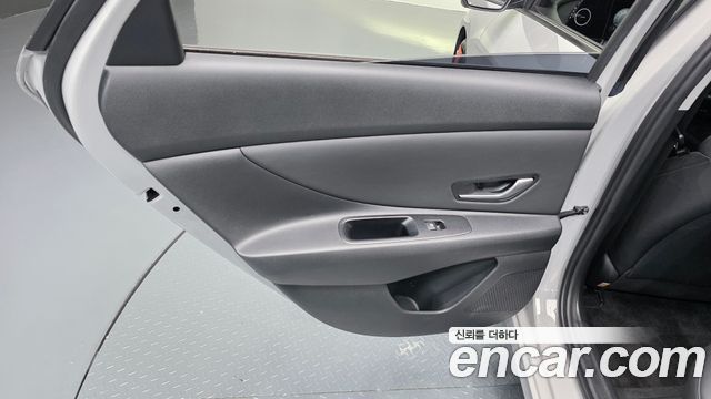 Hyundai AVANTE 2024 — photo 15