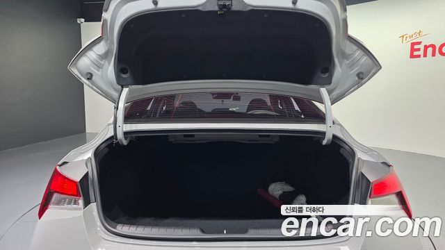 Hyundai AVANTE 2024 — photo 31