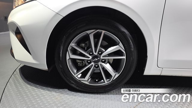 Kia K3 2022 — photo 5