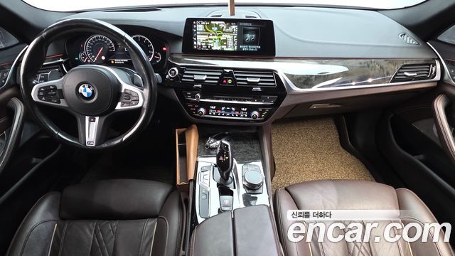 BMW 5-Series 2018 — photo 7