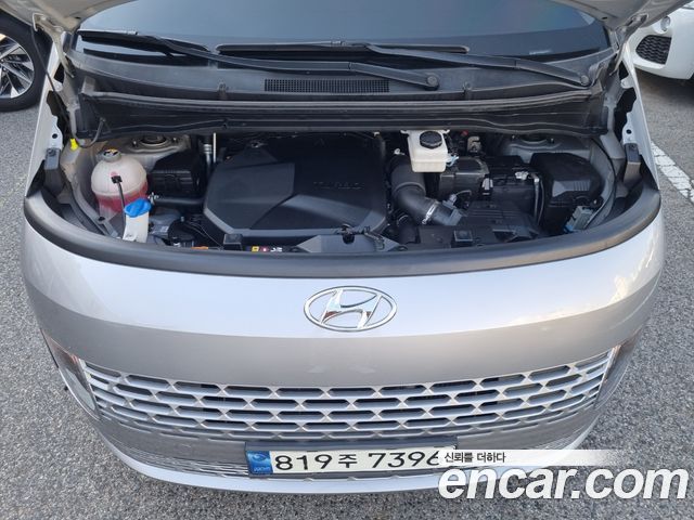 Hyundai Staria 2022 — photo 7