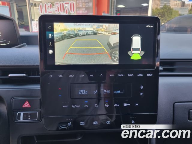Hyundai Staria 2022 — photo 16