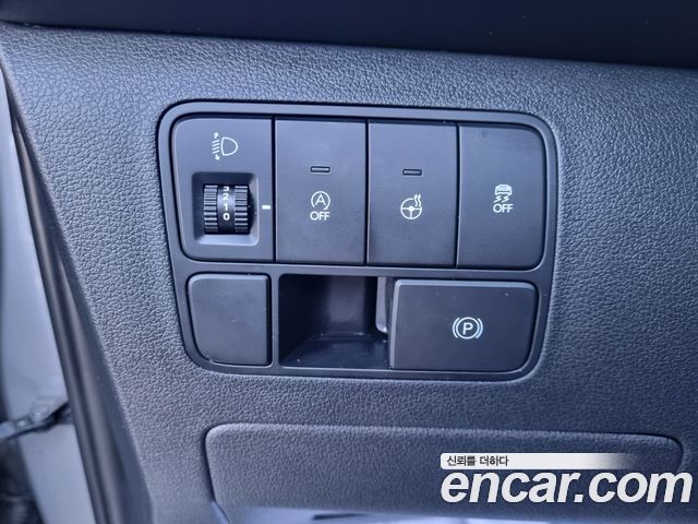 Hyundai Staria 2022 — photo 18