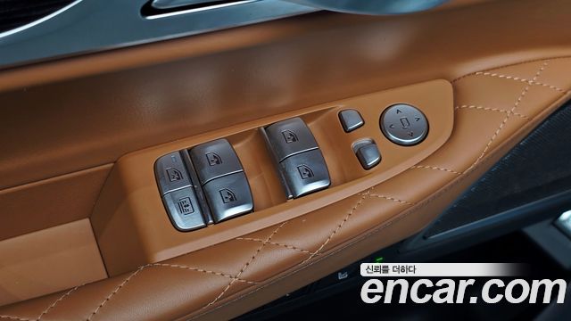 BMW 7-Series 2021 — photo 15