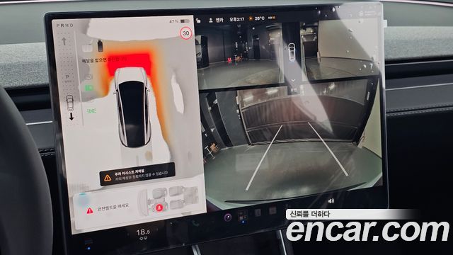 Tesla Model Y 2026 — photo 25