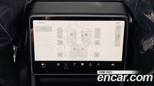 Tesla Model Y 2026 — photo 31
