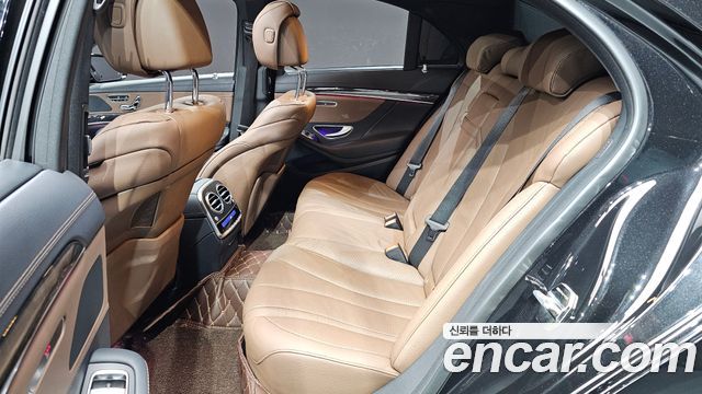 Mercedes-Benz S-Class 2020 — photo 18