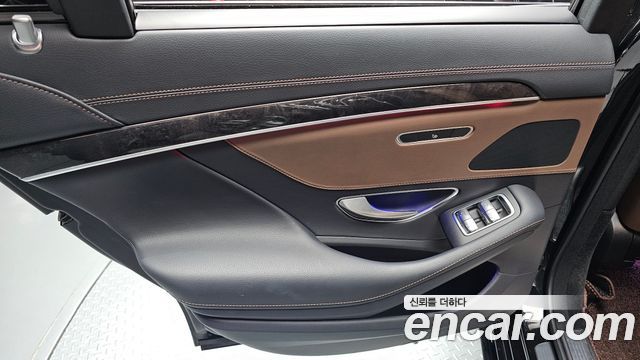 Mercedes-Benz S-Class 2020 — photo 15