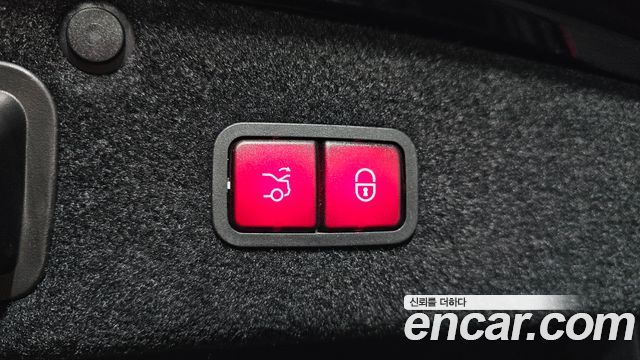 Mercedes-Benz S-Class 2020 — photo 35