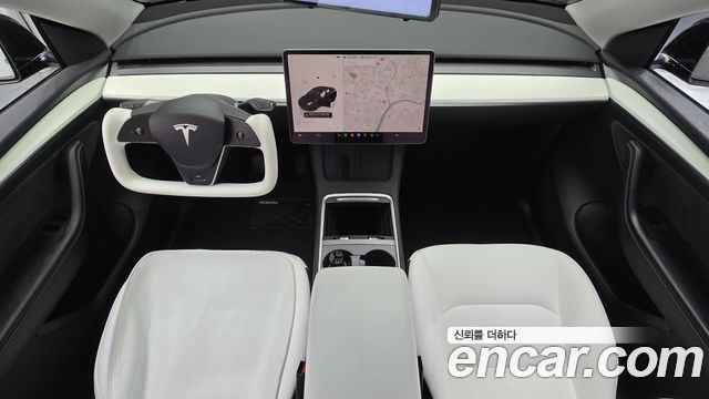Tesla Model Y 2023 — photo 10