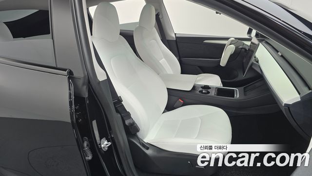 Tesla Model Y 2023 — photo 16
