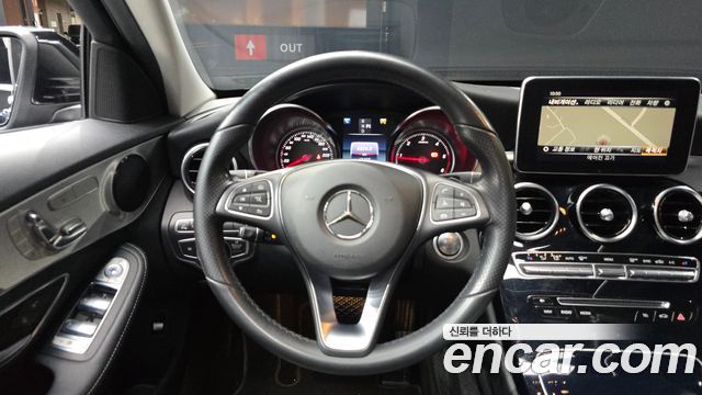 Mercedes-Benz C-Class 2017 — photo 19